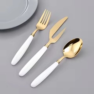 Juego de Cubiertos de Acero Inoxidable Hechos a Mano para Restaurante, Hotel y Presentación de Comidas en Casa - Product Image 2