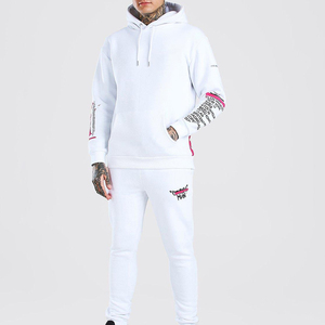 Ensemble de survêtement unisexe 2 pièces pour l'hiver, grande taille, avec sweat à capuche imprimé et pantalon cargo jogger - Product Image 1