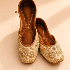 Premium Women Khussa Pumps Handmade Ethnic Pakistani Flats Comfortable Slip On Shoes Factory Wholesale Available <b>For</b> <b>Sale</b> - Product Image 4
