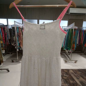 Kurti élégant style Cottagecore en dentelle blanche à œillets, taille smockée, pour femmes et jeunes filles, broderie Schiffli fluide, style bohème, en coton, idéal pour l'été - Product Image 1