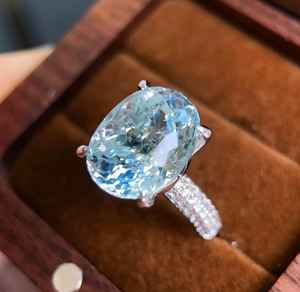 แหวนทองคำขาว 18K ประดับพลอยซานต้ามาเรีย ทำด้วยมือ งานฝีมือชั้นสูง เหมาะสำหรับเป็นของขวัญหมั้นหรือแต่งงาน สำหรับผู้หญิง สวยสง่า - Product Image 3