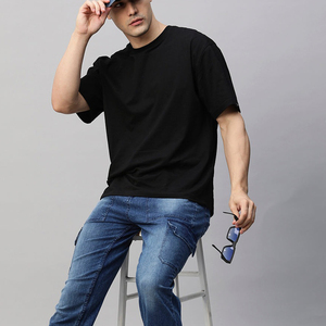 T-shirt pour homme en coton 100% noir à col rond et manches courtes, coupe classique, décontracté, couleur unie, jersey tricoté, teinture unie - Product Image 5