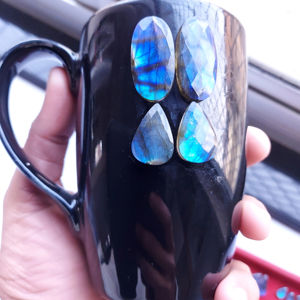 Tasses traditionnelles magnifiques en pierres précieuses mélangées de différentes couleurs avec poignée |   Articles de table pour la maison, les restaurants, les hôtels et les cadeaux - Product Image 1