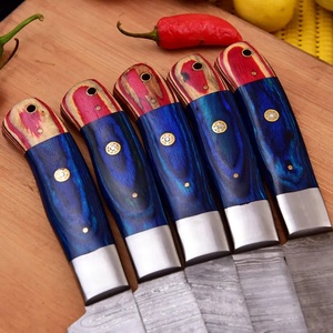 UA Supplies – Ensemble de 5 couteaux de chef en acier Damas forgé à la main, manche ergonomique en bois, style moderne, pleine longueur de lame, ambidextre - Product Image 4