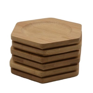 แผ่นรองแก้วไม้ Royal Look คุณภาพดีที่สุด รูปทรงสี่เหลี่ยม สำหรับตกแต่งโต๊ะอาหาร ทำจากไม้วอลนัท - Product Image 1