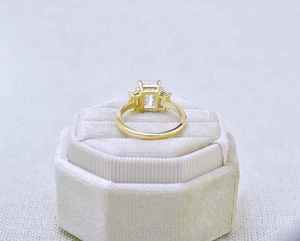 Bague en or jaune 14 carats avec diamant de laboratoire CVD taille émeraude 4 carats certifié IGI, couleur F, pureté VS1, bijoux fins pour femme, cadeau de luxe, OEM - Product Image 3