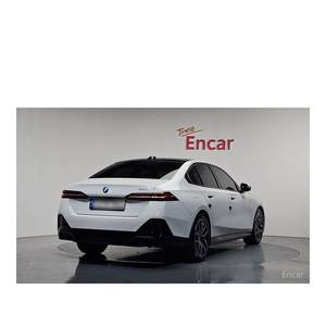 BMW Serie 5 520i M Sport 2023, 18,291 km, Caja de Cambios Automática, Asientos de Cuero, Volante a la Izquierda, Cámara Trasera - Product Image 2