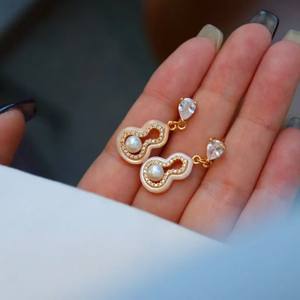 Early Summer 5-6MM Freshwater <b>Pearl</b> <b>Dangle</b> <b>Earrings</b> Pure Silver Jewelry with White Stone Inlay for Wholesale - Product Image 3