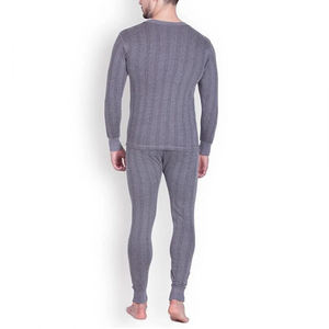 Traje de Compresión Sublimado Estampado Premium para Hombre |   Chaleco Térmico de Alta Densidad para Deportes al Aire Libre |   Chaqueta Cortavientos de Diseño Personalizado - Product Image 4