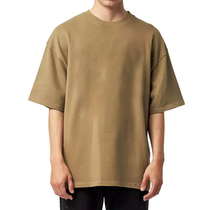 T-shirt pour homme, coupe classique, col rond, manches courtes, 100% coton, 250 g/m², motif lettres, streetwear, avec design personnalisé - Product Image 4