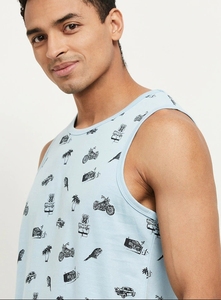 Camiseta sin mangas para hombre, azul claro, estampada, cuello redondo, informal, de algodón, transpirable, con diseño. - Product Image 3