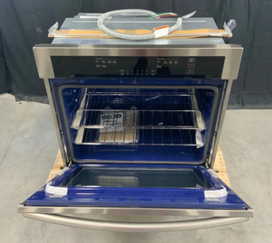 S-a-m-s-u-n-g N-V5-1T5511SS Horno de Pared Individual de 30 Pulgadas con 5.1 C-u. Capacidad de la Batería - Product Image 3