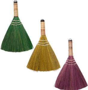 Escoba pequeña y colorida para césped con mango de madera para el hogar - Product Image 5