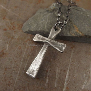 Collier croix pour hommes, pendentif en argent sterling, bijoux chrétiens faits à la main de style vintage rustique, cadeau pour lui par rf crafts - Product Image 4