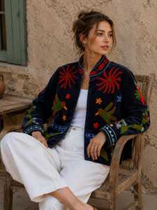 Abrigo de Mujer de Terciopelo Artístico Hecho a Mano con Bordado Boho de Pájaro y Ojo Turco, Impresionante Chaqueta Boho para Mujer con Bordado Suzani - Product Image 2