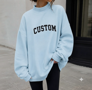 เสื้อสเวตเชิ้ตคอกลมสีม่วงทรงโอเวอร์ไซส์สำหรับผู้หญิง ผ้าฝ้าย 100% แขนยาวทรงดรอปโชว์เดอร์ พิมพ์ลายตัวอักษรตามสั่ง ใส่ได้ในฤดูใบไม้ร่วง คอเต่า - Product Image 2