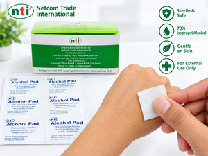 Lingettes désinfectantes NTI NTI-301 à 70 % d'alcool isopropylique, tampons antiseptiques 3x3 cm pour usage médical et hospitalier - Product Image 2