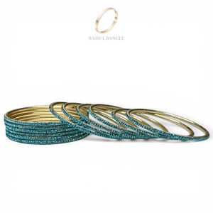 Bracelets tendance pour femmes en acier inoxydable bleu de qualité supérieure, finition plaquée or, vente en gros pour mariage - Product Image 3