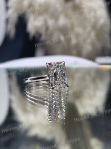 Anillo de Compromiso Solitario con Corte Radiante, Plata 925, Moissanita VVS, Engaste de Garras, Joyería Fina Clásica para Mujer - Product Image 6