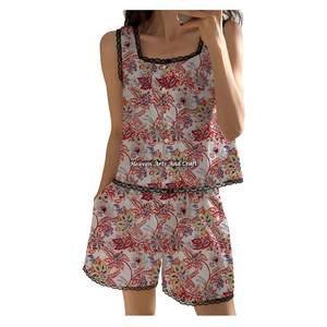 Conjunto de pijama corto para mujer, transpirable, con encaje estampado, de tela de algodón tejida floral, sin mangas, con estampado a mano. - Product Image 3