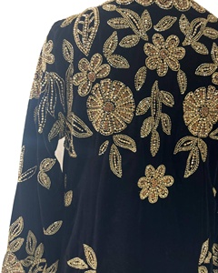 Belle audacieuse Vintage Floral Design étincelant or broderie à la main velours angleterre Style longue veste pour femmes filles fête porter - Product Image 5