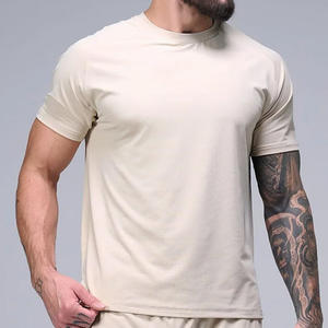 T-shirts personnalisables pour hommes, respirants, 180 g/m², 100 % coton, design uni, coupe athlétique, taille standard - Product Image 1
