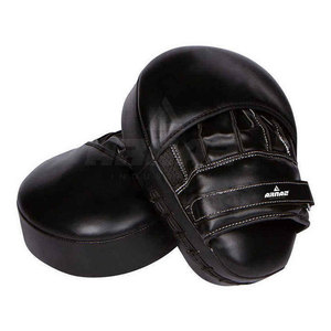 Lightweight Curved <b>Focus</b> <b>Pad</b> Featuring Comfortable Hand Support And Durable <b>Focus</b> <b>Pad</b> For Fitness Training - Product Image 3