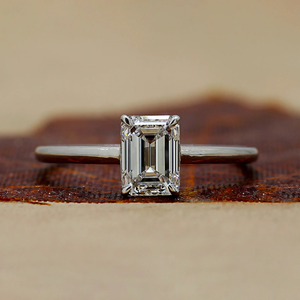 Bague de fiançailles en diamant de laboratoire taille émeraude, en argent, minimaliste, de luxe, solitaire, pour mariage ou anniversaire, certifiée IGI - Product Image 3