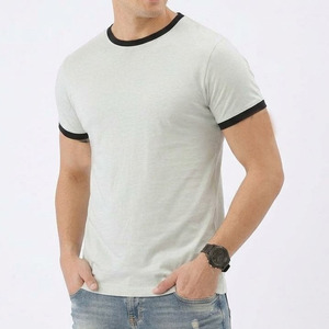 เสื้อยืดแขนสั้นทรงเข้ารูปสีพื้นสำหรับผู้ชาย แต่งขอบตัดสี คอทรงโอ ผ้าเจอร์ซีย์ถักเนื้อผ้าฝ้าย สวมใส่สบายๆ - Product Image 5