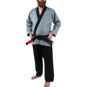 Uniforme de Karate Kimono con Estampado de Diseño Popular a Bajo Precio, Unisex, Traje de 2 Piezas, Liso, con Logotipo Personalizado para Hombre y Mujer - Product Image 2