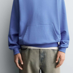 Sudadera con Capucha Morada Claro de Talla Grande para Hombre, Estilo Relajado, Moda Urbana Minimalista, Cómoda para Uso Diario - Product Image 3