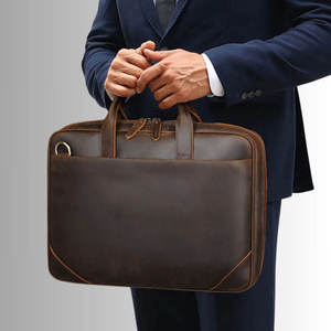 Maletín de Cuero Genuino Marrón para Hombre, con Asa Superior, para Portátil, con Cierre de Cremallera, de Alta Calidad y Duradero - Product Image 1