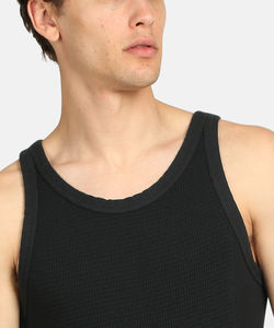 Camisetas sin mangas con cuello redondo para hombre |   Fabricante de Ropa Deportiva OEM con Estampado por Transferencia de Calor en Spandex/Algodón - Product Image 4