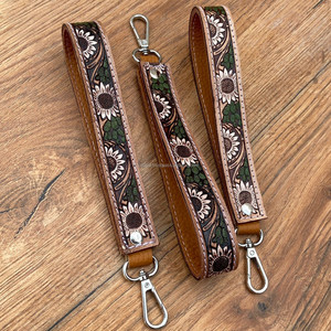 Dragonne de luxe en cuir de vachette pour femmes, faite à la main, personnalisée, de haute qualité - Product Image 2