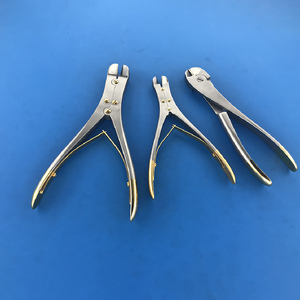 Juego de 3 Pinzas Cortadoras de Alambre Ortopédicas Manuales de Acero Inoxidable con Mordazas TC, Certificación CE, Uso Hospitalario, Clase I - Product Image 1