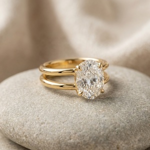 Bague de fiançailles en diamant ovale de 2 carats certifié IGI, cultivé en laboratoire, or massif 14 carats, solitaire à griffes, cadeau de mariage personnalisé, bijoux fins - Product Image 3