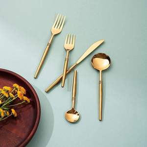 Ensemble d'ustensiles de cuisine modernes en acier inoxydable 5 pièces, finition dorée premium, polissage miroir, outils de cuisson, couverts, à prix avantageux - Product Image 5