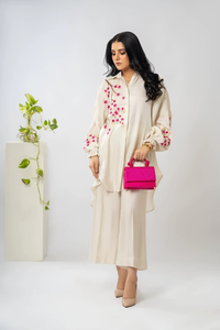 ชุดเซ็ต 2 ชิ้น เสื้อครอปแขนกุดปักลายสีขาวชมพู ผ้าชีฟองผสมคอตตอนทอเนื้อแน่น สไตล์ลำลอง สำหรับผู้หญิง รุ่นปี 2026 พร้อมกางเกงขายาว - Product Image 5