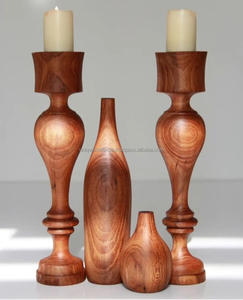 Bougeoirs en bois de luxe durables parfaits pour les centres de table et la décoration intérieure élégante dans les espaces de vie modernes - Product Image 1