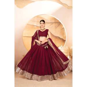 Lehenga choli ชุดปาร์ตี้ออกแบบสำหรับผู้หญิงพร้อมงานปัก - Product Image 2