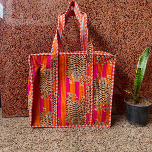 กระเป๋าโท้ทผ้าฝ้ายคุณภาพสูงเย็บมือ ลายพิมพ์เสือสีสันสดใส ดีไซน์ลายทางสีส้มเก๋ไก๋สำหรับผู้หญิง - Product Image 2