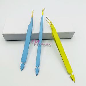 Pinzas de extensión de pestañas con recubrimiento en polvo, puntas chapadas en oro, herramientas y belleza de pestañas de alta demanda con nombre de marca personalizado - Product Image 1