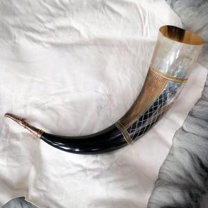 Corne de buffle authentique de qualité supérieure, corne à boire en corne de buffle, anti-fuite et prix direct usine, corne à boire viking en corne de buffle - Product Image 1