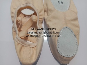 Chaussons de ballet souples MBAANI, dessus en satin, semelle en caoutchouc, chaussures de danse plates pour filles, fournisseur de chaussons de ballet roses, fournisseur de chaussons de danse. - Product Image 3