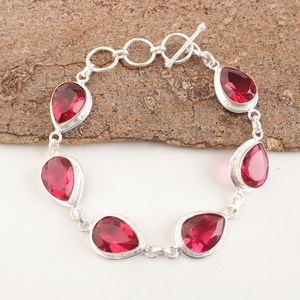 Pulseras de diseño tenis chapadas en plata de ley 925 con gema de rubelita rosa talla pera y engastes de latón hechos a mano para mujer - Product Image 4