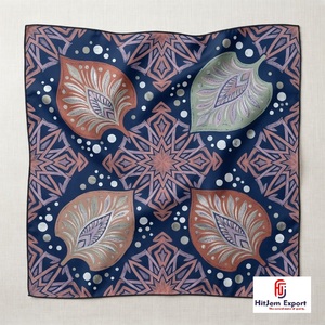 Foulard carré de haute qualité avec pompons, imprimé sur mesure, doux et léger, pour femme, faible MOQ, fournisseur OEM ODM, fabricant - Product Image 3
