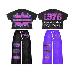 Camiseta Glory Trendy con Estampado de Logotipo Extra Grande, 100% Algodón, Corte Cuadrado, con Hombreras, Estilo Casual Urbano para Hombre y Mujer - Product Image 2