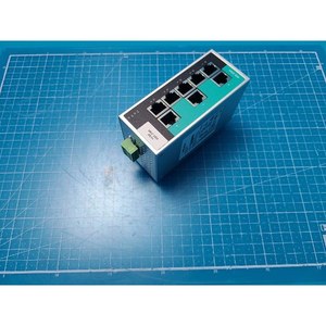 Commutateur Ethernet industriel Moxa EDS-208A d'occasion – Pièces détachées d'équipement semi-conducteur de génération précédente - Product Image 5
