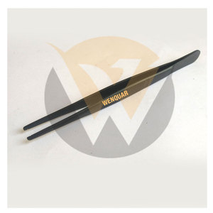Alicates Portaagujas Castroviejo de 18 cm, Duraderos, Quirúrgicos, con Recubrimiento Negro, Instrumentos de Alta Calidad - Product Image 6