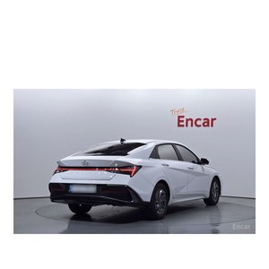 Hyundai Avante 2024 1.6 con Cámara Trasera, Asientos de Cuero, Volante a la Izquierda - 7,252 km - Product Image 2